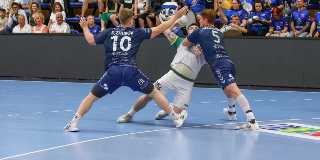 El Club Balonmano Benidorm Foietes recibe apoyo crucial de la Diputación de Alicante para competir en ligas nacionales y europeas
