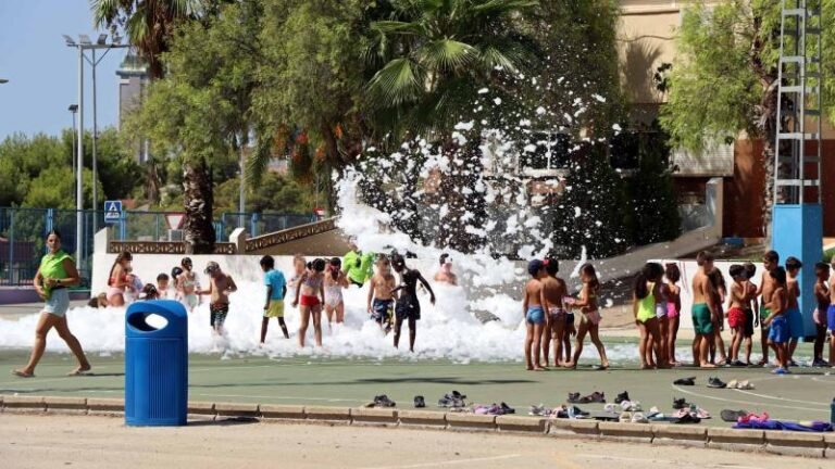 Benidorm Facilita la Conciliación Familiar con Programas de Verano para Más de 1.700 Niños y Jóvenes