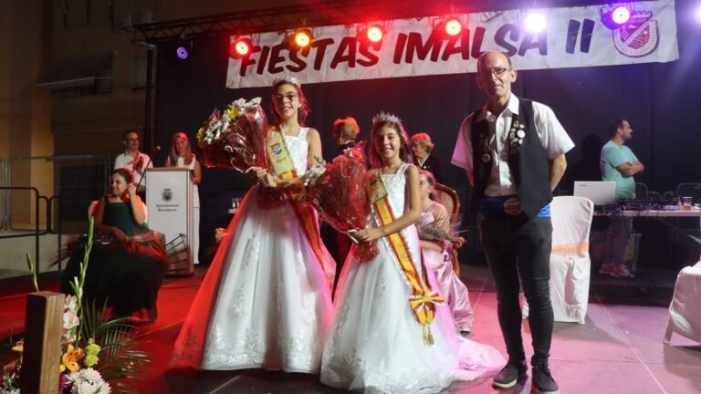 Celebraciones en el Barrio de Imalsa II: Lucía y Naiara Moreno Novella Coronan las Fiestas del 2024