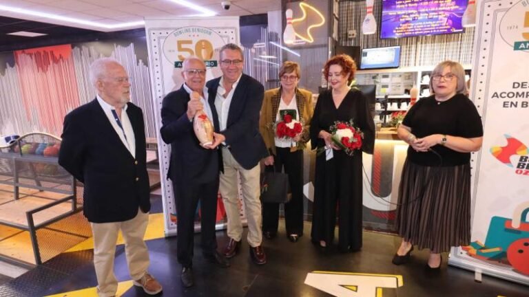 Bowling Benidorm celebra su 50 aniversario con un emotivo acto