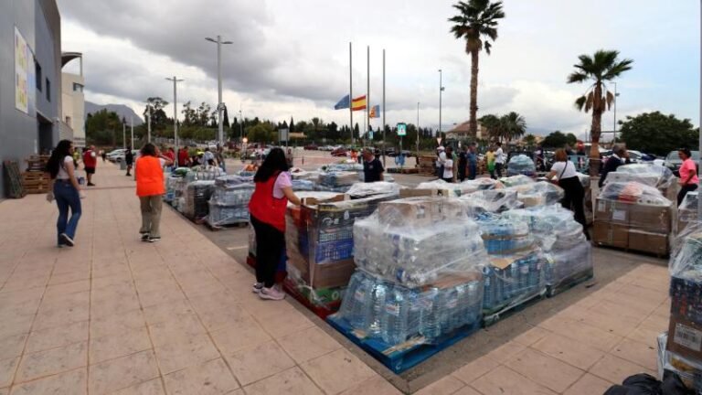 Benidorm moviliza toneladas de ayuda para damnificados por la DANA en Valencia