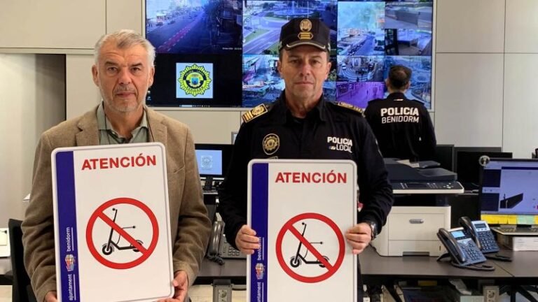 Benidorm intensifica el control del uso de patinetes en zonas peatonales