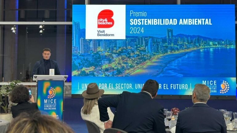 Benidorm, Líder en Turismo Sostenible con Nuevas Distinciones en 2024