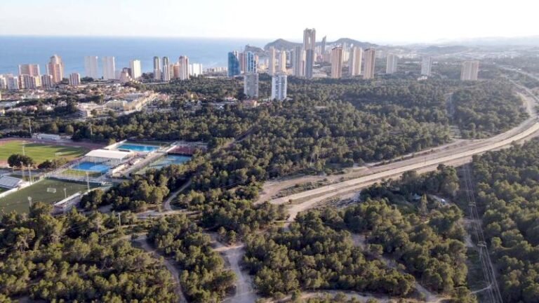 BENIDORM IMPULSA UN NUEVO TALLER DE EMPLEO PARA FORMACIÓN EN CONSERVACIÓN FORESTAL Y PROMOCIÓN DEPORTIVA
