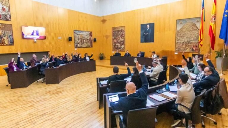 Benidorm impulsa nuevos proyectos estratégicos y conmemoraciones históricas