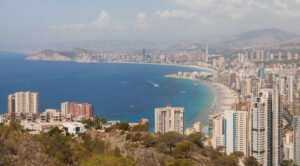 La Cala: guía local de Benidorm con actualidad, servicios y contexto del municipio