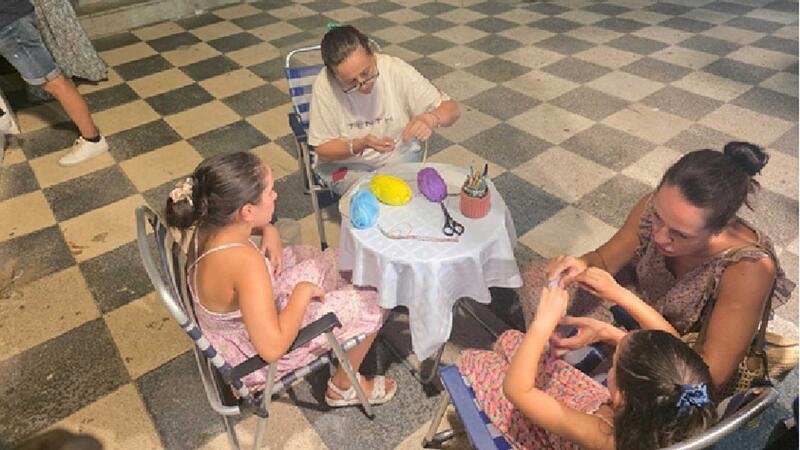 Les Nits del Castell llena de talleres artesanales las noches de agosto en Benidorm