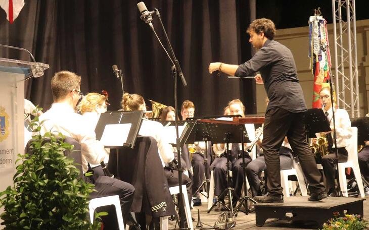 Dieciséis pasodobles compiten por el premio del concurso de música festera de Benidorm
