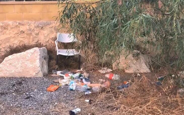 El PSOE reclama una actuación urgente en el aparcamiento disuasorio de la calle Lérida